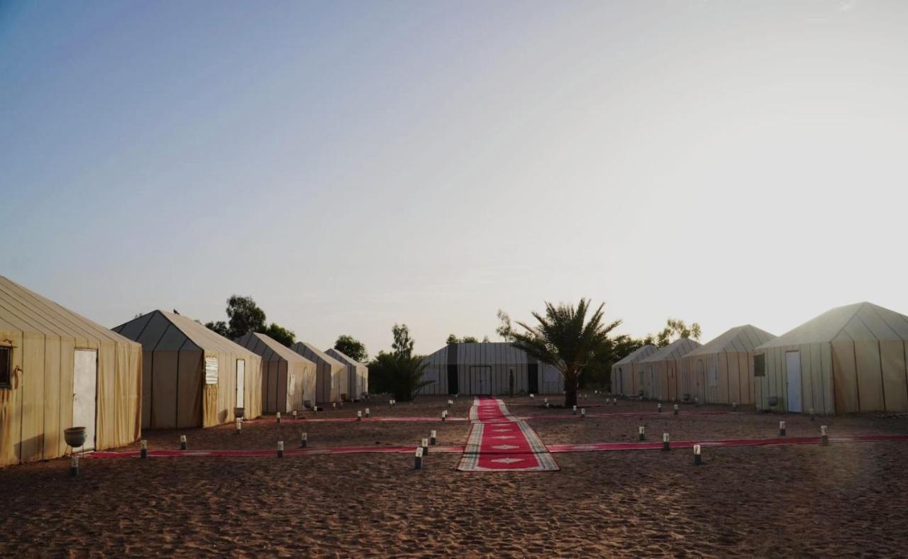 Tourza Desert Camp "Tents With Heating" Merzouga Esterno foto