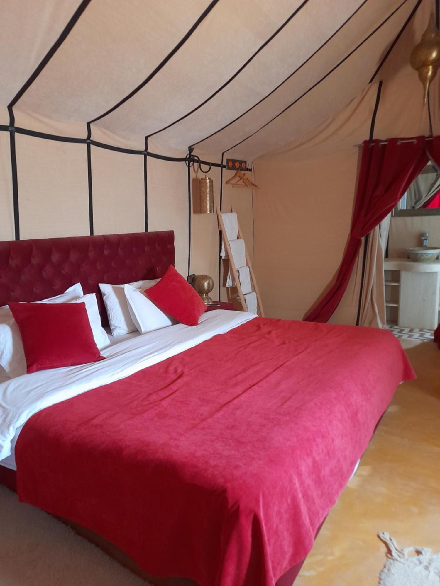 Tourza Desert Camp "Tents With Heating" Merzouga Esterno foto